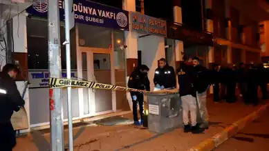 Iğdır'da AK Parti Binasına Molotof Saldırısı