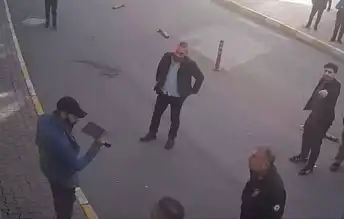 Parti Binasına Satırla Saldırı: Şüpheli Gözaltında