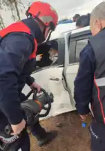 TIR'ın Çarptığı Arabada Sürücü Sıkıştı!