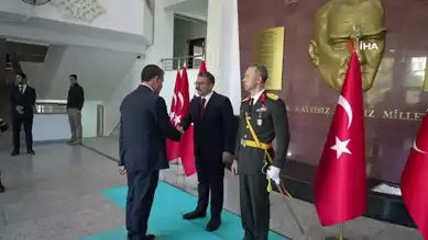 Doğu Anadolu'da Coşkulu Kutlama: Komandoların Gösterisi Büyüledi!